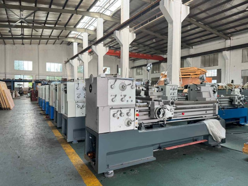 Threading Lathe Machine