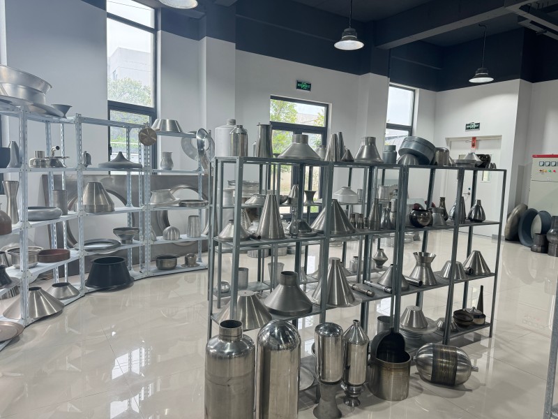 high power Metal Spinning Machine high power Metal Spinning Machine